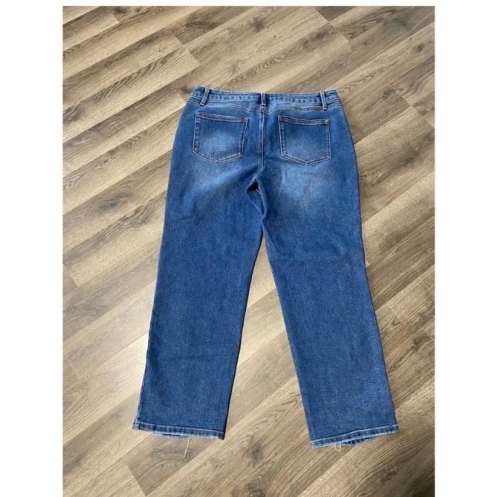 1822 DENIM Ripped Straight Leg Relaxed Jeans - Picture 10 of 12